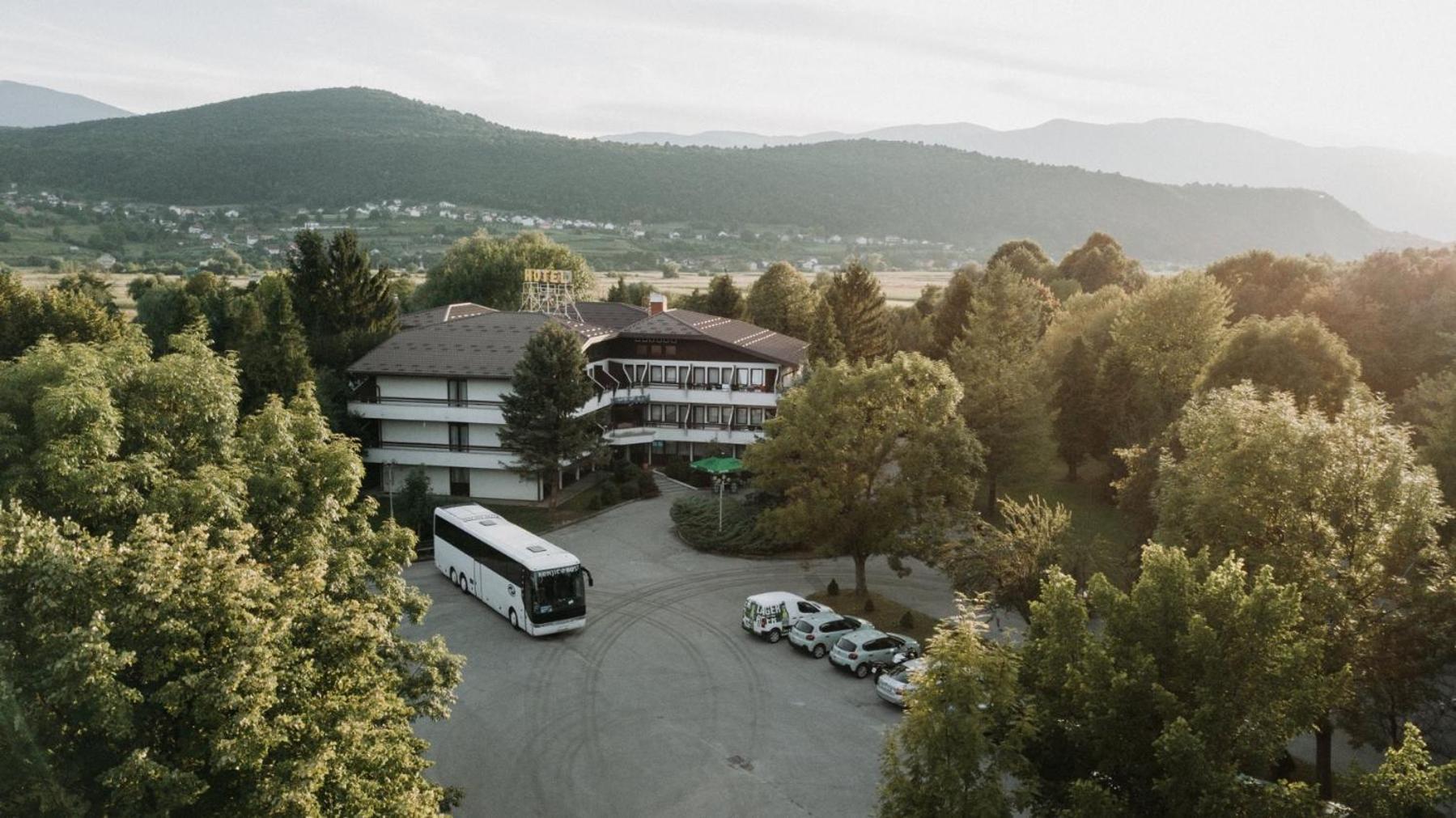Bihać Hotel Ada מראה חיצוני תמונה