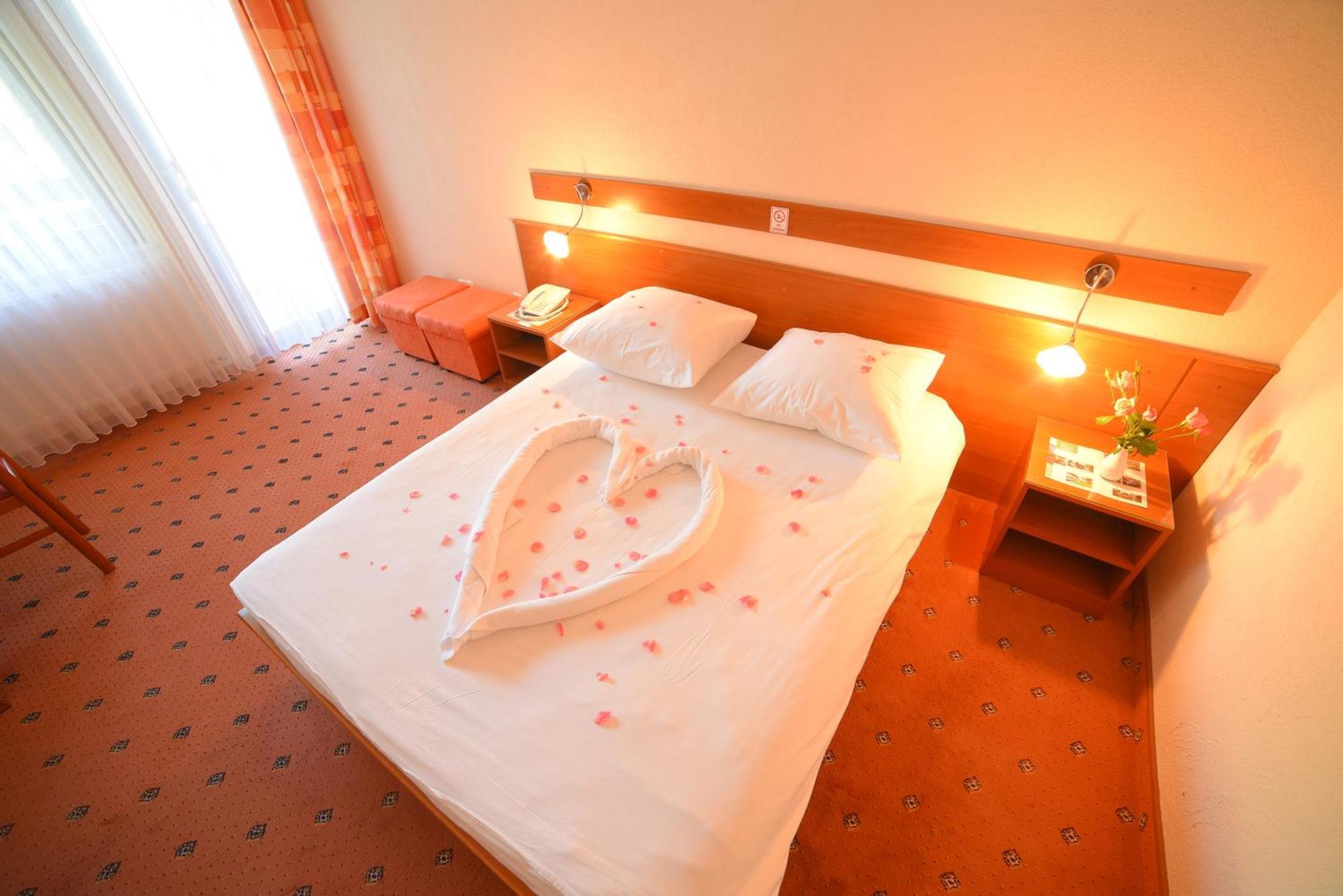 Bihać Hotel Ada מראה חיצוני תמונה